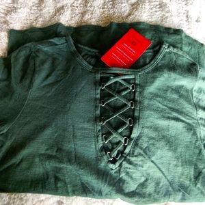 NWT Peyton Jensen jungle green t shirt size xs